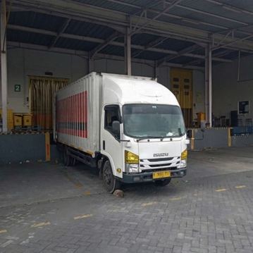 Dokumentasi pengiriman kargo PT Dua Sukses Logistik 6