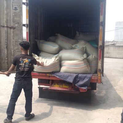 Dokumentasi pengiriman kargo PT Dua Sukses Logistik 17
